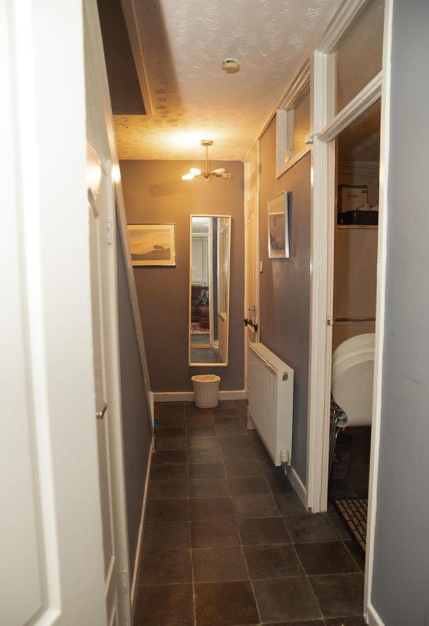 Stunning 2Nd Floor 2 Bedroom Massionette Apartment Glasgow Exterior photo