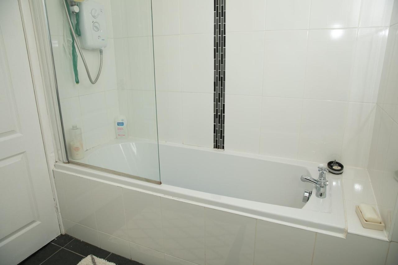 Stunning 2Nd Floor 2 Bedroom Massionette Apartment Glasgow Exterior photo