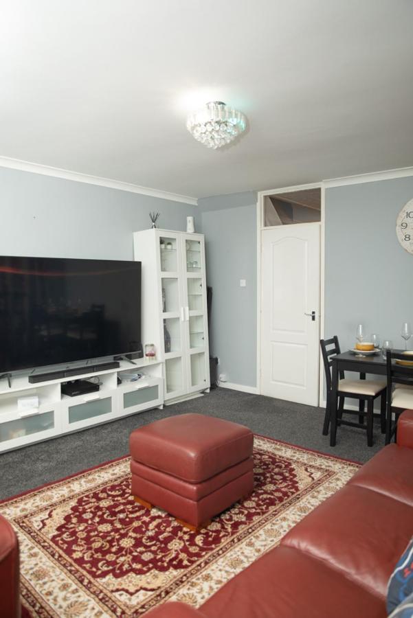 Stunning 2Nd Floor 2 Bedroom Massionette Apartment Glasgow Exterior photo