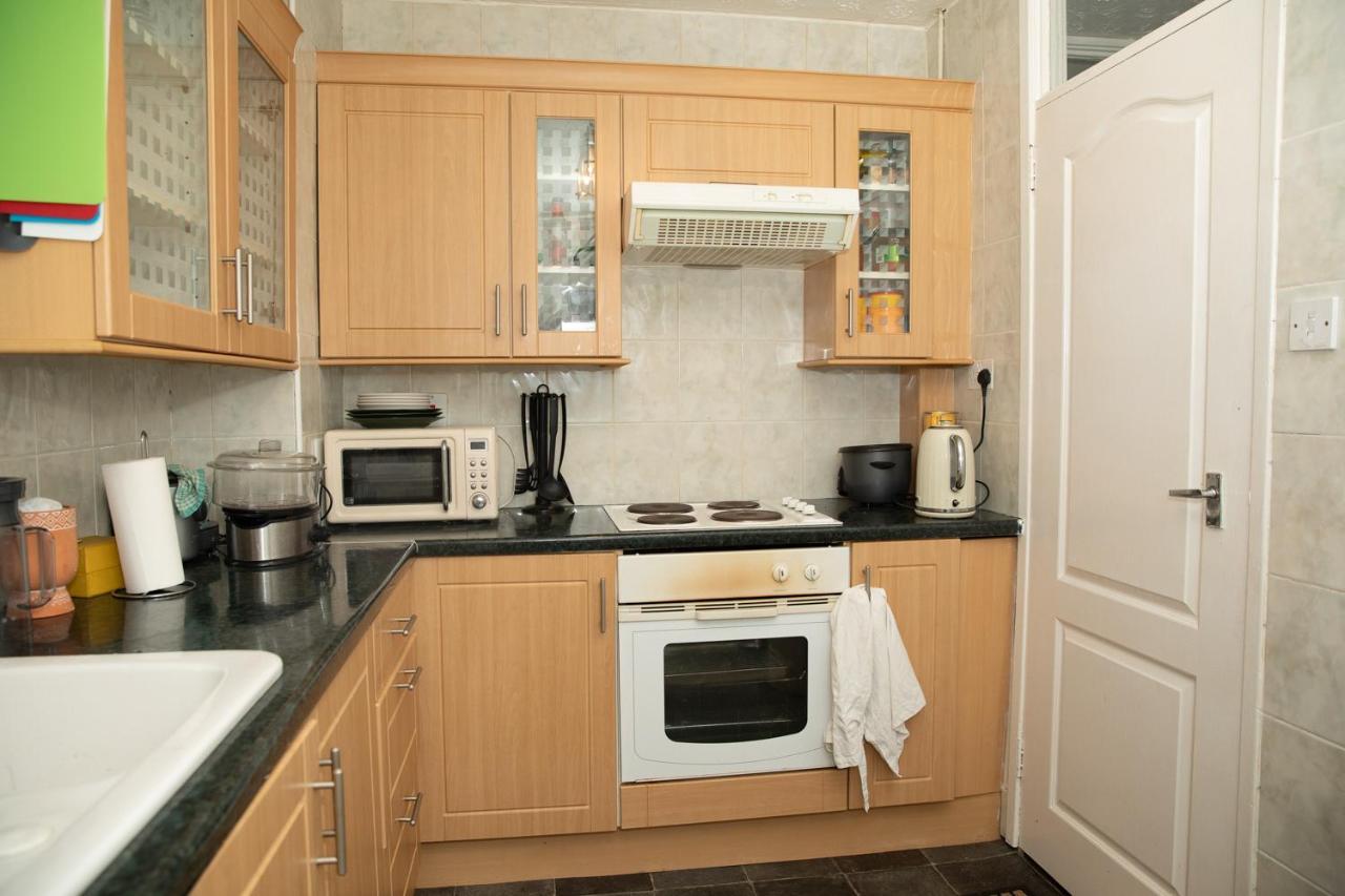Stunning 2Nd Floor 2 Bedroom Massionette Apartment Glasgow Exterior photo